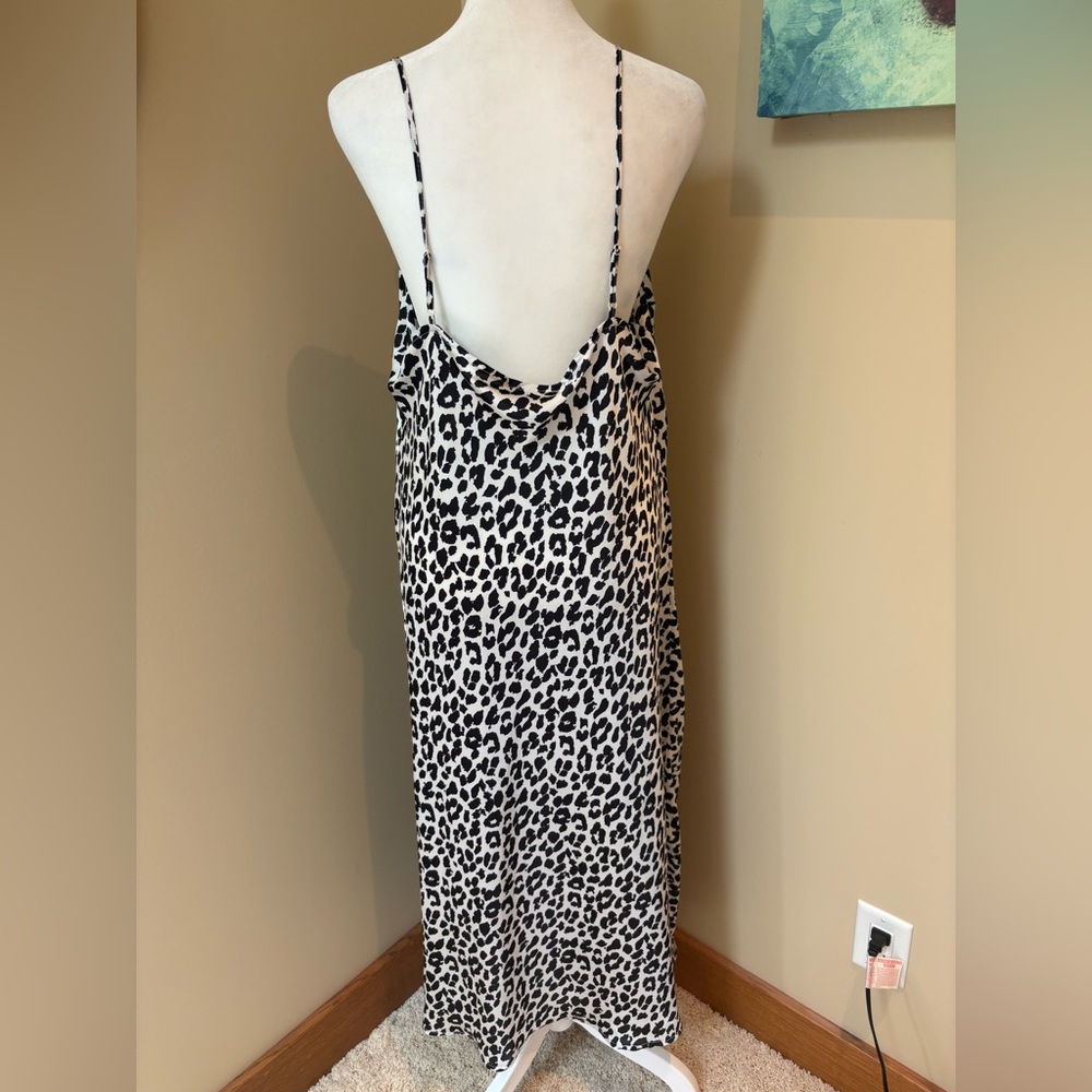 Silky Leopard Print Dress 🐆 Nightgown Chemise Strappy Black & White XL - Picture 6 of 8